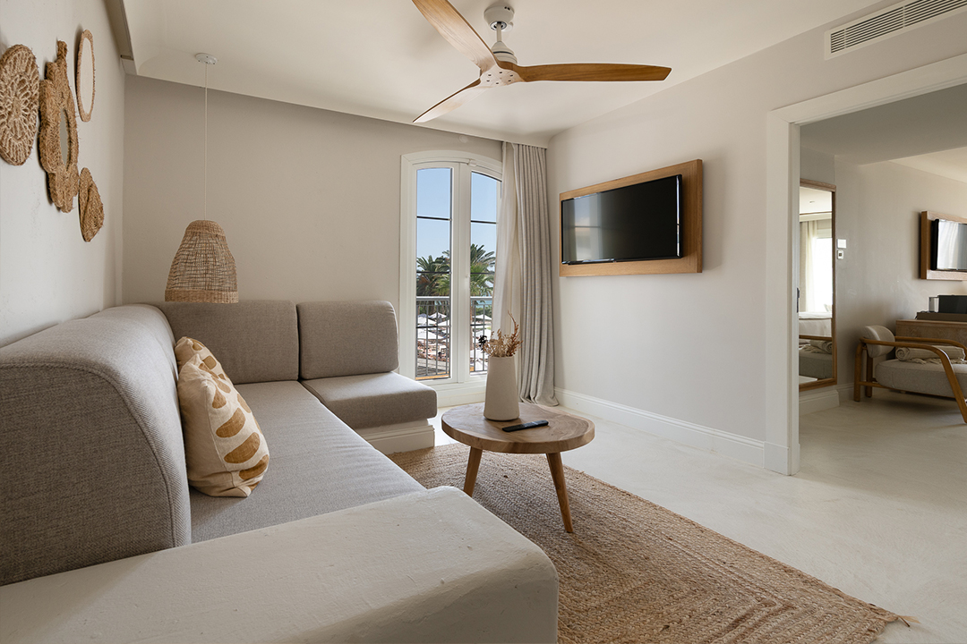 Junior Suite Frontal con salón